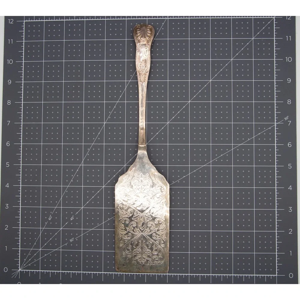 Silver Plated Etched Floral Cake Pastry Server Shell Handle Vintage Style 10.5